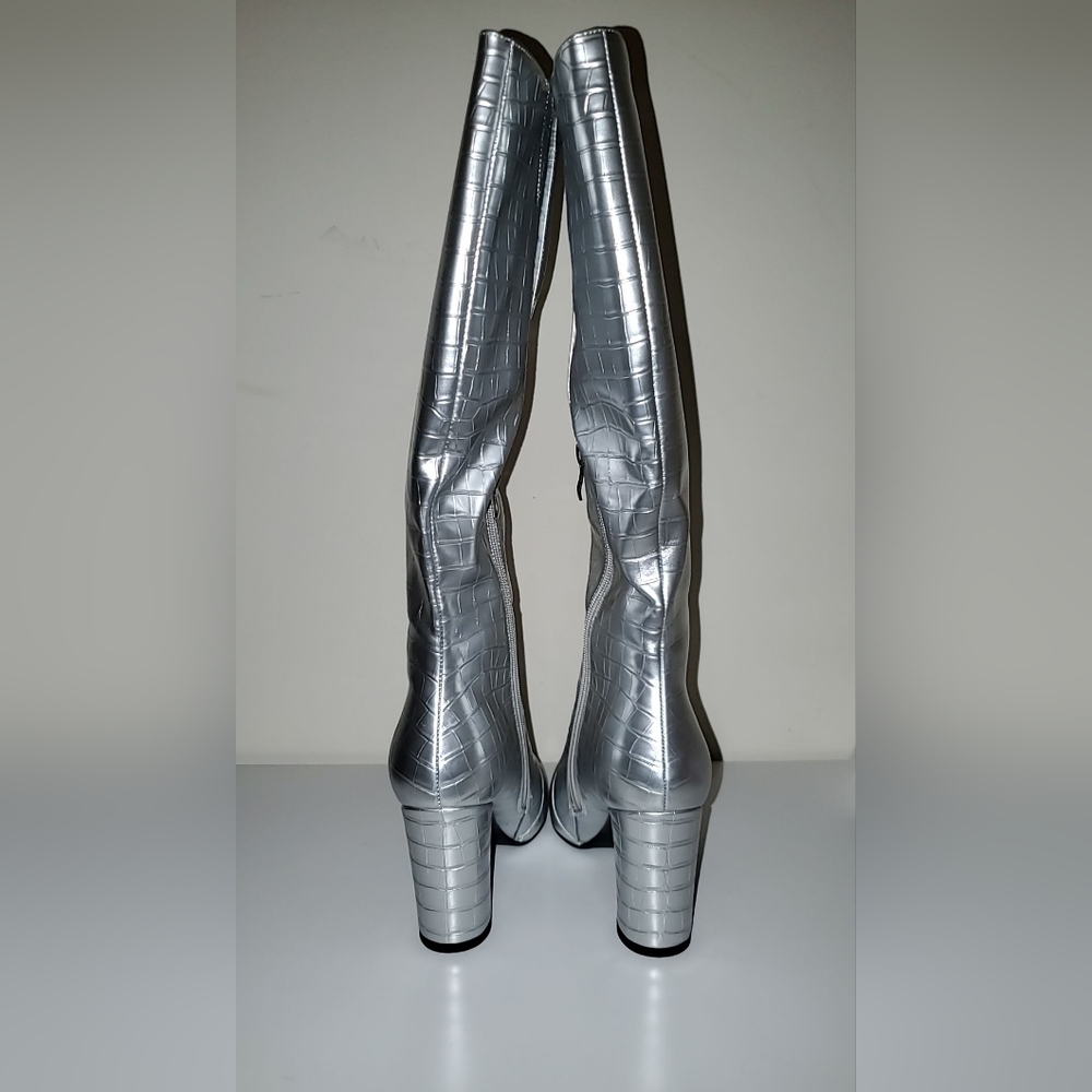 Modatope Silver Metallic Faux Crocodile Tall Boot Sizes: 8 & 8.5 NIB - Picture 9 of 15